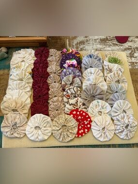 Handmade vintage Fabric Yo-Yo Quilt Pieces, total of 50!